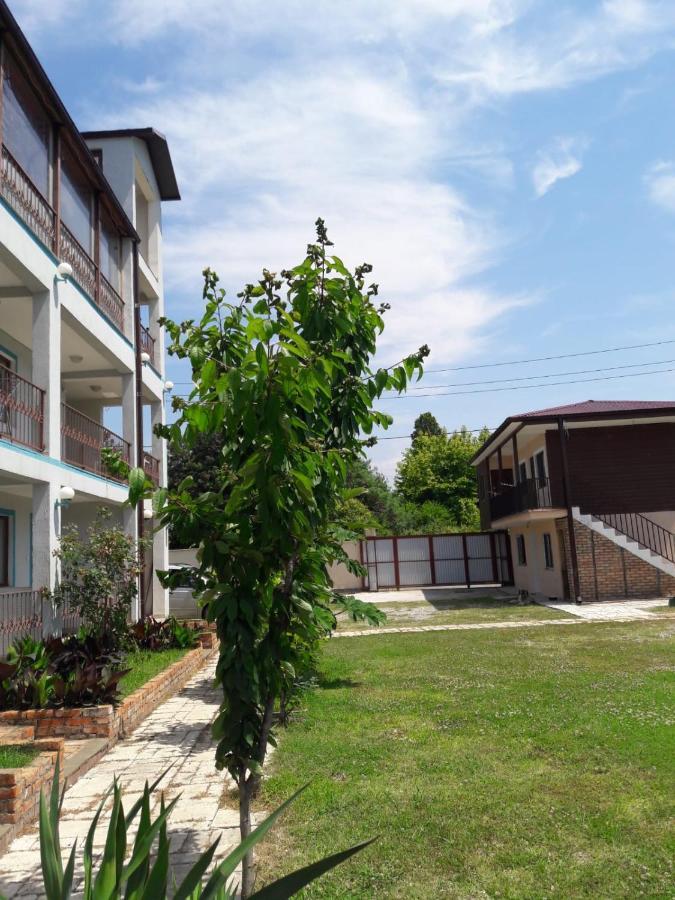 Apsa Butik Hotel Sukhumi Exterior foto