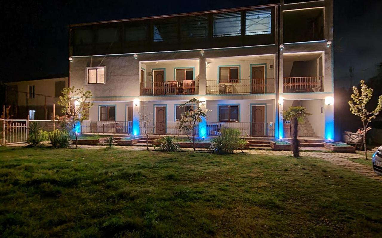 Apsa Butik Hotel Sukhumi Exterior foto