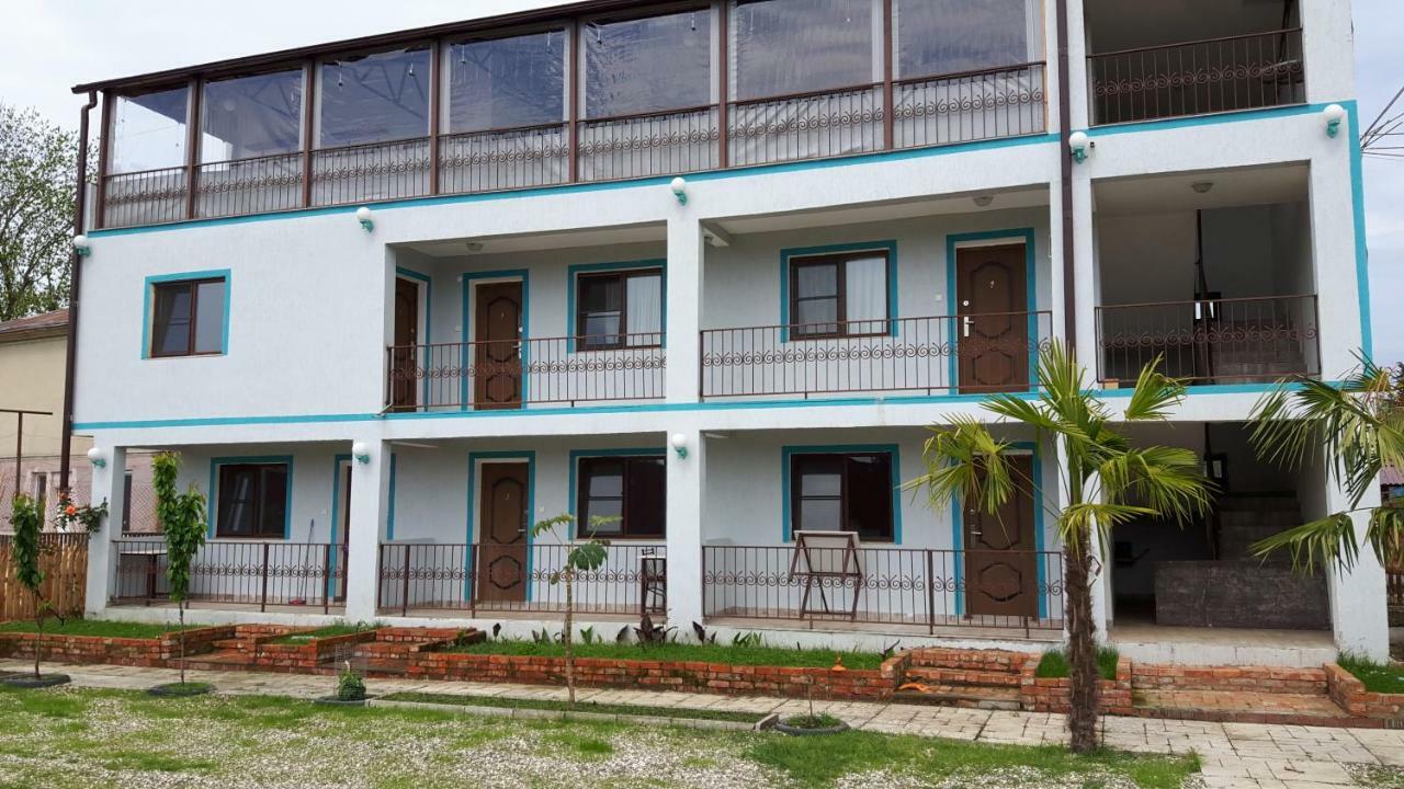 Apsa Butik Hotel Sukhumi Exterior foto